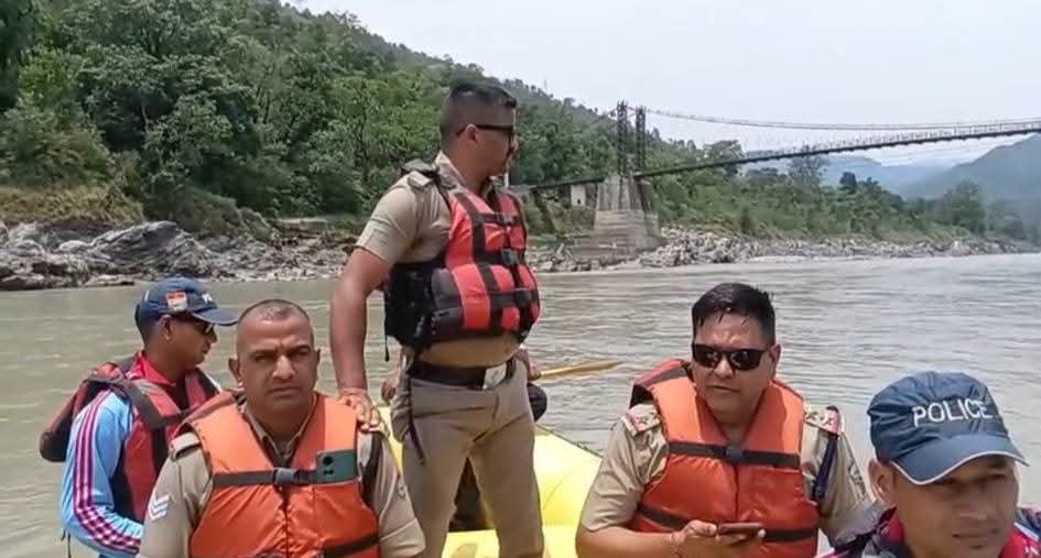 14 दिनों से लापता नाबालिग की तलाश में जुटी पुलिस, SDRF और जल पुलिस; खोज अभियान हुआ तेज