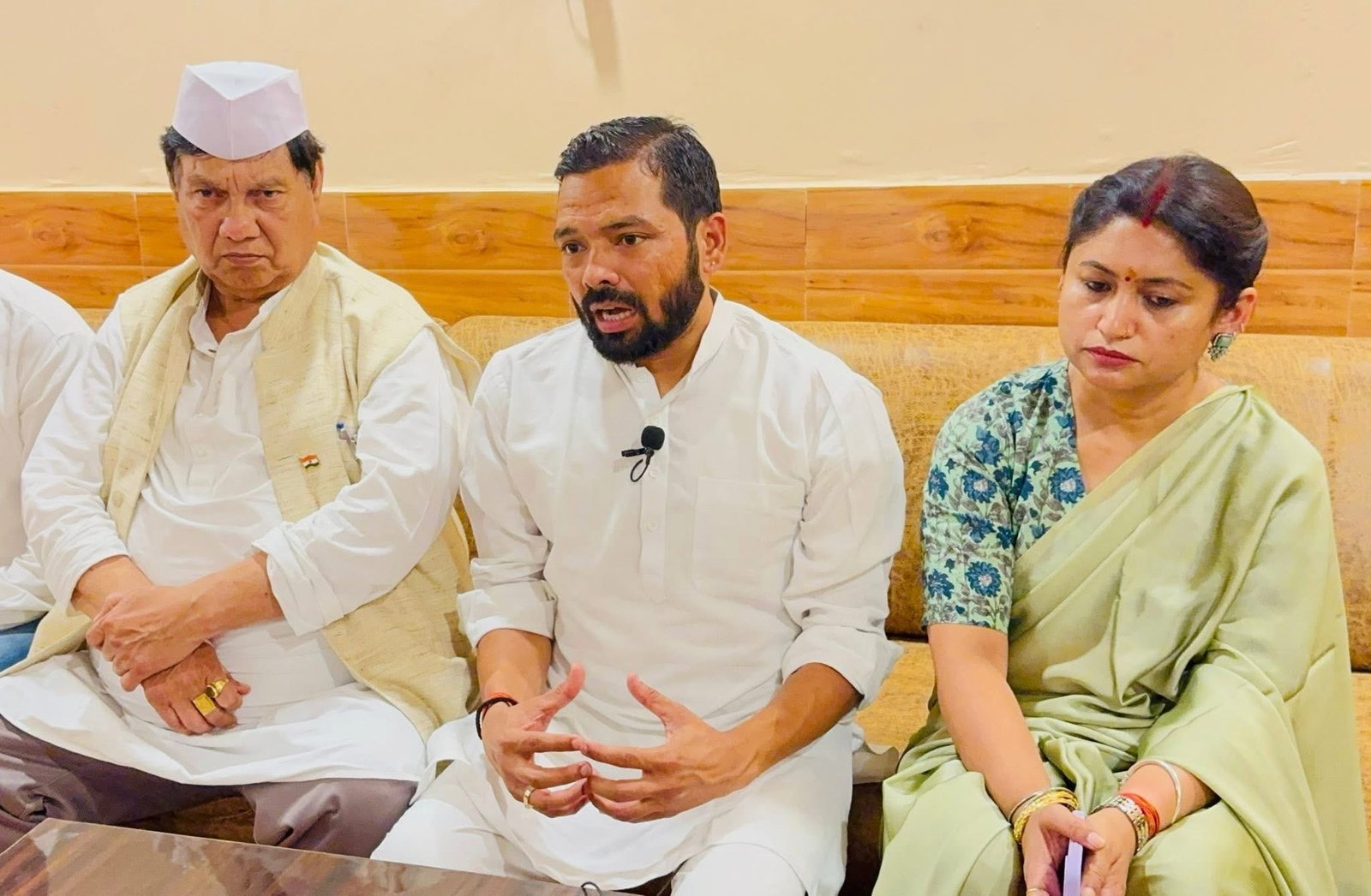 NEET, CBSE और बेरोज़गारी के मुद्दे पर कांग्रेस का जनजागरण अभियान, युवाओं की आवाज़ उठाने का ऐलान