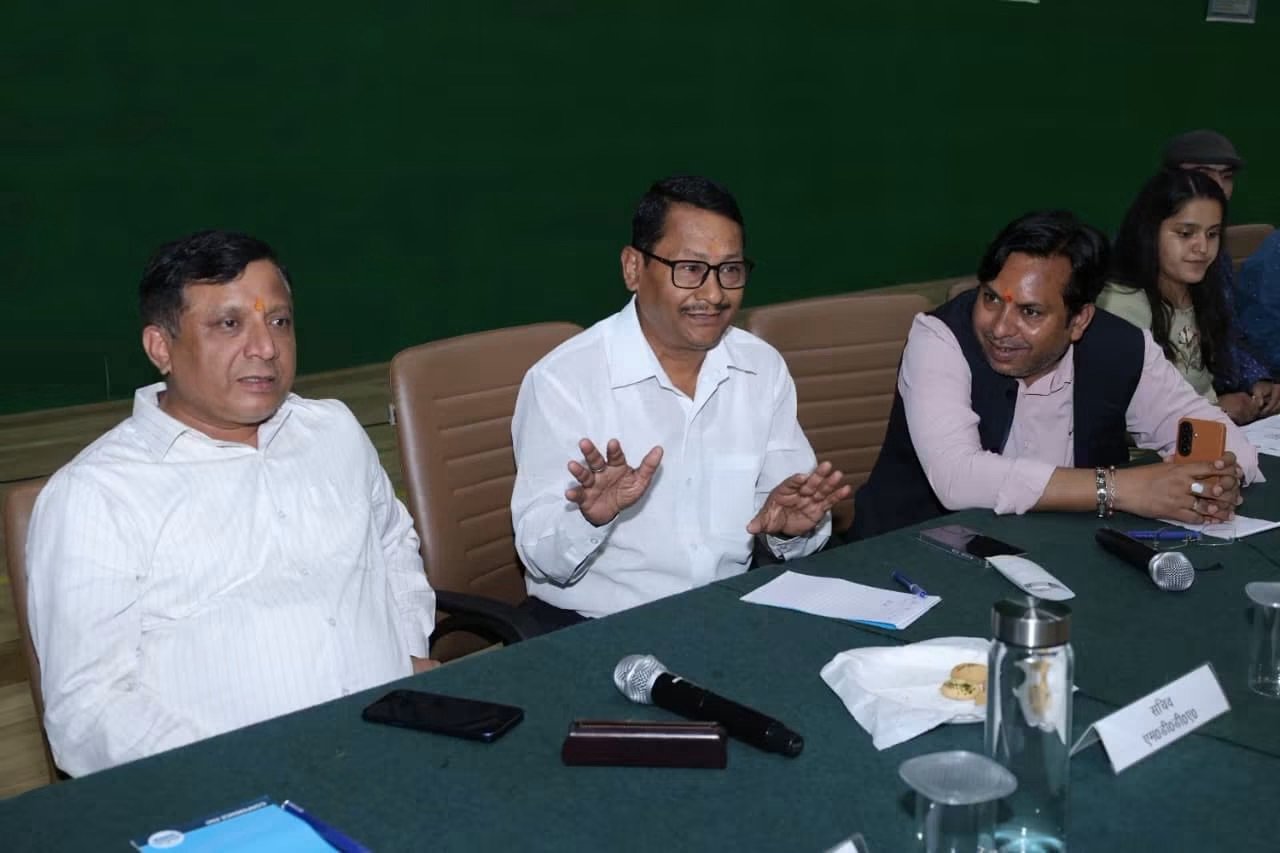 देहरादून महायोजना-2041: सेक्टर-05 की जनसुनवाई में नागरिकों ने दिए विकास के सुझाव, एमडीडीए करेगा तकनीकी परीक्षण