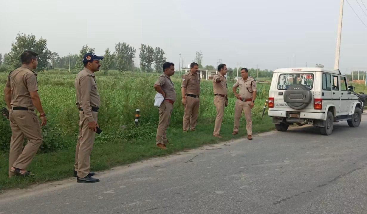 पुलिस से बचने की कोशिश पड़ी भारी, आमने-सामने की टक्कर में दो युवकों की मौत; पीछा कर रहा कांस्टेबल गंभीर घायल
