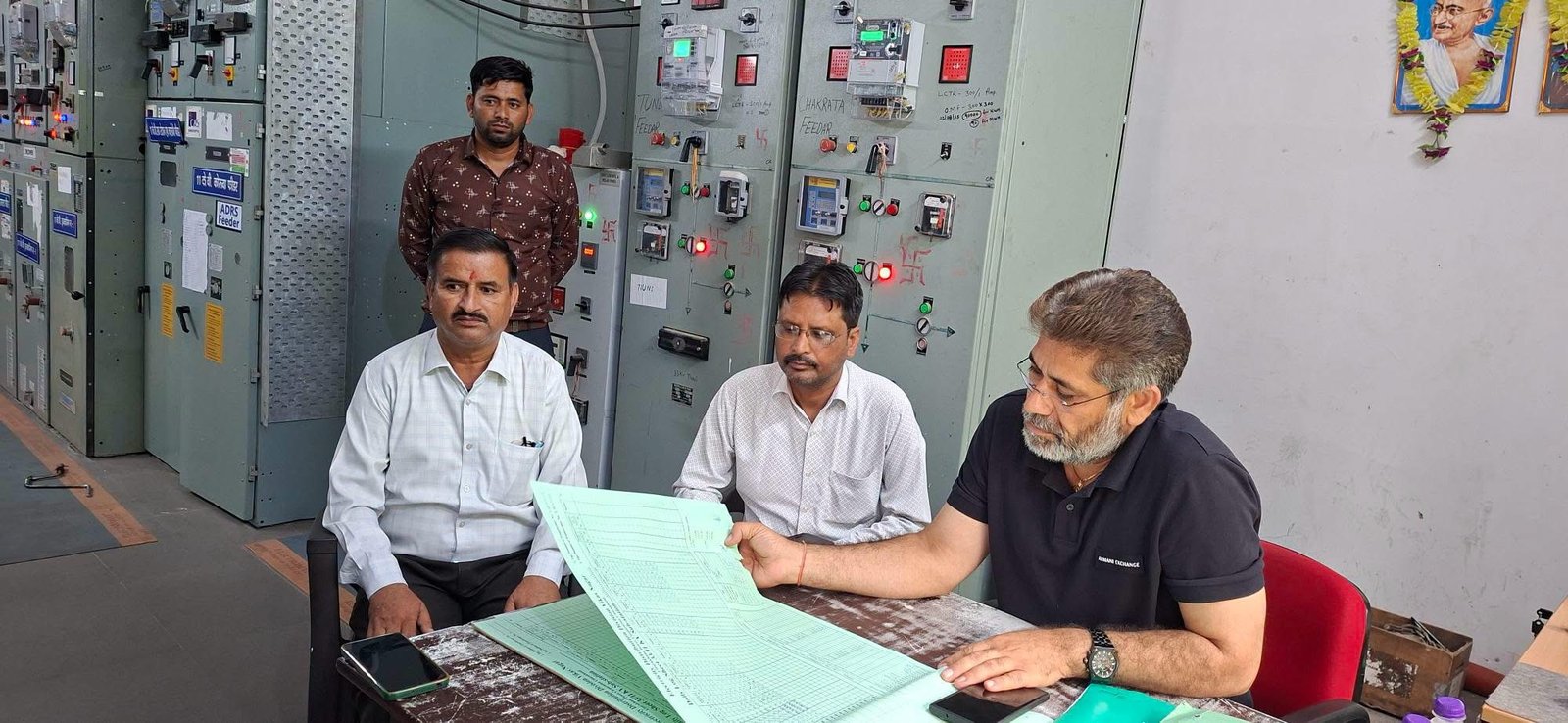मानसून में निर्बाध बिजली आपूर्ति सुनिश्चित करें: अधीक्षण अभियंता युद्धवीर सिंह तोमर, साहिया सब-स्टेशन का किया औचक निरीक्षण