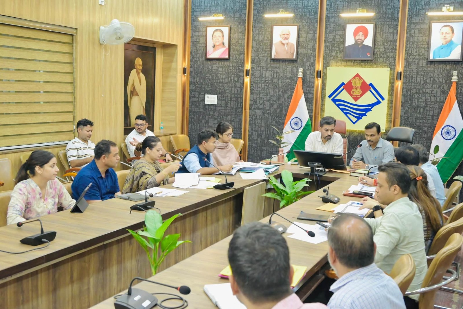 मतदाता सूची विशेष गहन पुनरीक्षण अभियान की समीक्षा, सहसपुर, डोईवाला, विकासनगर और मसूरी पर रहेगा विशेष फोकस