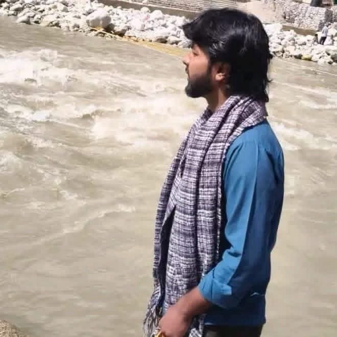 श्रीनगर गढ़वाल में छात्र की संदिग्ध मौत, किराये के कमरे में फंदे से लटका मिला शव