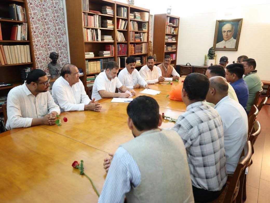 राहुल गांधी से मिले उत्तराखंड के चार प्रमुख प्रतिनिधिमंडल, कर्मचारियों-युवाओं की मांगें राष्ट्रीय स्तर पर उठाने का भरोसा