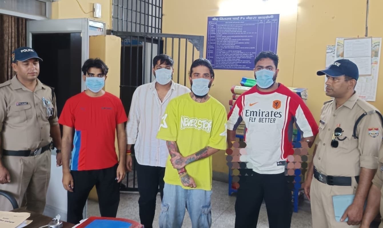 नेहरू कॉलोनी में हुड़दंग पर दून पुलिस की कार्रवाई, यू-ट्यूबर अनुराग डोभाल समेत चार हिरासत में