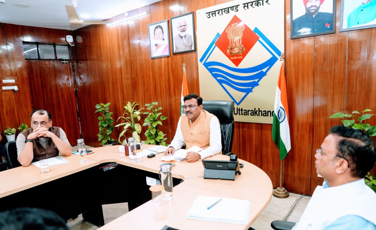 उत्तराखंड में हर जिले में बनेगा कम से कम एक कंप्यूटर आधारित परीक्षा केंद्र, मुख्य सचिव ने दिए निर्देश